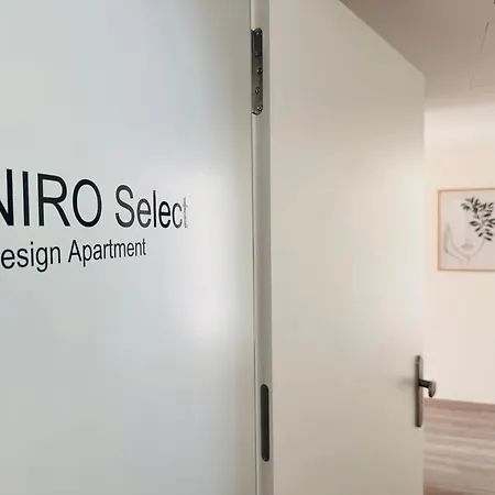 Niro I Design Apartment, Neubau, Dachterrasse דירה
