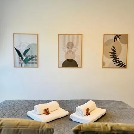Niro I Design Apartment, Neubau, Dachterrasse, Parkplatz, Lage Schwetzingen