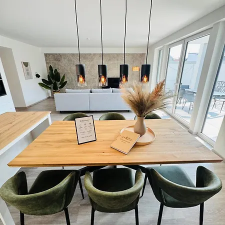 Niro I Design Apartment, Neubau, Dachterrasse, Parkplatz, Lage Schwetzingen